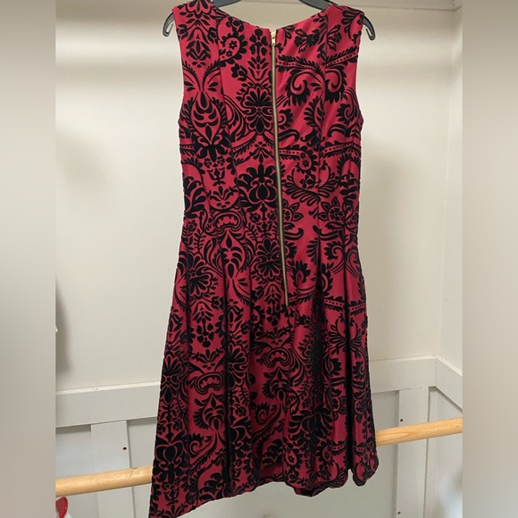 Danny & Nicole a line holiday dress, size 4 - Picture 4 of 4